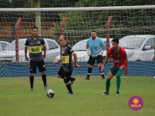 
<a style='margin-left: 5px;' class='btn btn-xs btn-social btn-facebook' href='https://www.facebook.com/sharer/sharer.php?u=https://boladovale.com.br/imgs/800-800-90/conteudo/fotos/1596/img8386.jpg' rel='popup' data-width='500' data-height='400'><i class='fa fa-facebook'></i>Compartilhar <span class='hidden-xs'>no Facebook</span>
</a> 
<a class='btn btn-default btn-xs' target='_blank' href='imgs/800-800-90/conteudo/fotos/1596/img8386.jpg'>
<span class='glyphicon glyphicon-cloud-download'></span> Salvar
</a> 
<span></span>