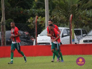 
<a style='margin-left: 5px;' class='btn btn-xs btn-social btn-facebook' href='https://www.facebook.com/sharer/sharer.php?u=https://boladovale.com.br/imgs/800-800-90/conteudo/fotos/1596/img8410.jpg' rel='popup' data-width='500' data-height='400'><i class='fa fa-facebook'></i>Compartilhar <span class='hidden-xs'>no Facebook</span>
</a> 
<a class='btn btn-default btn-xs' target='_blank' href='imgs/800-800-90/conteudo/fotos/1596/img8410.jpg'>
<span class='glyphicon glyphicon-cloud-download'></span> Salvar
</a> 
<span></span>