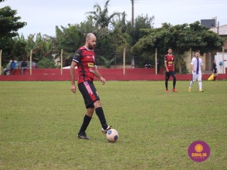
<a style='margin-left: 5px;' class='btn btn-xs btn-social btn-facebook' href='https://www.facebook.com/sharer/sharer.php?u=https://boladovale.com.br/imgs/800-800-90/conteudo/fotos/1597/img8462.jpg' rel='popup' data-width='500' data-height='400'><i class='fa fa-facebook'></i>Compartilhar <span class='hidden-xs'>no Facebook</span>
</a> 
<a class='btn btn-default btn-xs' target='_blank' href='imgs/800-800-90/conteudo/fotos/1597/img8462.jpg'>
<span class='glyphicon glyphicon-cloud-download'></span> Salvar
</a> 
<span></span>