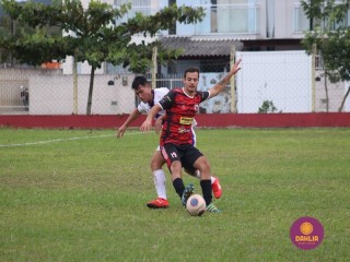 
<a style='margin-left: 5px;' class='btn btn-xs btn-social btn-facebook' href='https://www.facebook.com/sharer/sharer.php?u=https://boladovale.com.br/imgs/800-800-90/conteudo/fotos/1597/img8463.jpg' rel='popup' data-width='500' data-height='400'><i class='fa fa-facebook'></i>Compartilhar <span class='hidden-xs'>no Facebook</span>
</a> 
<a class='btn btn-default btn-xs' target='_blank' href='imgs/800-800-90/conteudo/fotos/1597/img8463.jpg'>
<span class='glyphicon glyphicon-cloud-download'></span> Salvar
</a> 
<span></span>