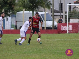 
<a style='margin-left: 5px;' class='btn btn-xs btn-social btn-facebook' href='https://www.facebook.com/sharer/sharer.php?u=https://boladovale.com.br/imgs/800-800-90/conteudo/fotos/1597/img8478.jpg' rel='popup' data-width='500' data-height='400'><i class='fa fa-facebook'></i>Compartilhar <span class='hidden-xs'>no Facebook</span>
</a> 
<a class='btn btn-default btn-xs' target='_blank' href='imgs/800-800-90/conteudo/fotos/1597/img8478.jpg'>
<span class='glyphicon glyphicon-cloud-download'></span> Salvar
</a> 
<span></span>