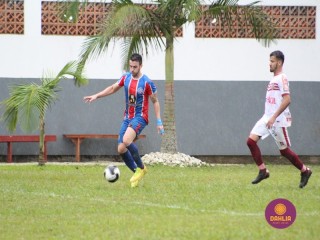 
<a style='margin-left: 5px;' class='btn btn-xs btn-social btn-facebook' href='https://www.facebook.com/sharer/sharer.php?u=https://boladovale.com.br/imgs/800-800-90/conteudo/fotos/1598/img0064.jpg' rel='popup' data-width='500' data-height='400'><i class='fa fa-facebook'></i>Compartilhar <span class='hidden-xs'>no Facebook</span>
</a> 
<a class='btn btn-default btn-xs' target='_blank' href='imgs/800-800-90/conteudo/fotos/1598/img0064.jpg'>
<span class='glyphicon glyphicon-cloud-download'></span> Salvar
</a> 
<span></span>