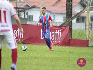 
<a style='margin-left: 5px;' class='btn btn-xs btn-social btn-facebook' href='https://www.facebook.com/sharer/sharer.php?u=https://boladovale.com.br/imgs/800-800-90/conteudo/fotos/1598/img0068.jpg' rel='popup' data-width='500' data-height='400'><i class='fa fa-facebook'></i>Compartilhar <span class='hidden-xs'>no Facebook</span>
</a> 
<a class='btn btn-default btn-xs' target='_blank' href='imgs/800-800-90/conteudo/fotos/1598/img0068.jpg'>
<span class='glyphicon glyphicon-cloud-download'></span> Salvar
</a> 
<span></span>