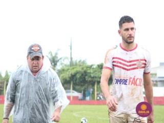 
<a style='margin-left: 5px;' class='btn btn-xs btn-social btn-facebook' href='https://www.facebook.com/sharer/sharer.php?u=https://boladovale.com.br/imgs/800-800-90/conteudo/fotos/1598/img0078.jpg' rel='popup' data-width='500' data-height='400'><i class='fa fa-facebook'></i>Compartilhar <span class='hidden-xs'>no Facebook</span>
</a> 
<a class='btn btn-default btn-xs' target='_blank' href='imgs/800-800-90/conteudo/fotos/1598/img0078.jpg'>
<span class='glyphicon glyphicon-cloud-download'></span> Salvar
</a> 
<span></span>