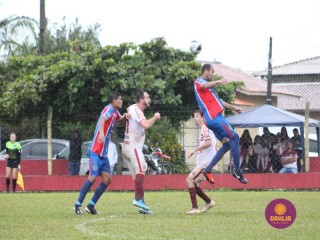 
<a style='margin-left: 5px;' class='btn btn-xs btn-social btn-facebook' href='https://www.facebook.com/sharer/sharer.php?u=https://boladovale.com.br/imgs/800-800-90/conteudo/fotos/1598/img0116.jpg' rel='popup' data-width='500' data-height='400'><i class='fa fa-facebook'></i>Compartilhar <span class='hidden-xs'>no Facebook</span>
</a> 
<a class='btn btn-default btn-xs' target='_blank' href='imgs/800-800-90/conteudo/fotos/1598/img0116.jpg'>
<span class='glyphicon glyphicon-cloud-download'></span> Salvar
</a> 
<span></span>