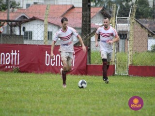 
<a style='margin-left: 5px;' class='btn btn-xs btn-social btn-facebook' href='https://www.facebook.com/sharer/sharer.php?u=https://boladovale.com.br/imgs/800-800-90/conteudo/fotos/1598/img0137.jpg' rel='popup' data-width='500' data-height='400'><i class='fa fa-facebook'></i>Compartilhar <span class='hidden-xs'>no Facebook</span>
</a> 
<a class='btn btn-default btn-xs' target='_blank' href='imgs/800-800-90/conteudo/fotos/1598/img0137.jpg'>
<span class='glyphicon glyphicon-cloud-download'></span> Salvar
</a> 
<span></span>