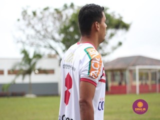 
<a style='margin-left: 5px;' class='btn btn-xs btn-social btn-facebook' href='https://www.facebook.com/sharer/sharer.php?u=https://boladovale.com.br/imgs/800-800-90/conteudo/fotos/1598/img0147.jpg' rel='popup' data-width='500' data-height='400'><i class='fa fa-facebook'></i>Compartilhar <span class='hidden-xs'>no Facebook</span>
</a> 
<a class='btn btn-default btn-xs' target='_blank' href='imgs/800-800-90/conteudo/fotos/1598/img0147.jpg'>
<span class='glyphicon glyphicon-cloud-download'></span> Salvar
</a> 
<span></span>