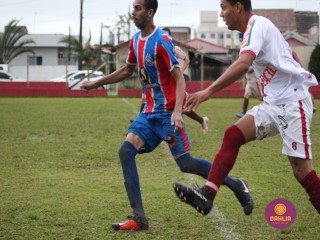 
<a style='margin-left: 5px;' class='btn btn-xs btn-social btn-facebook' href='https://www.facebook.com/sharer/sharer.php?u=https://boladovale.com.br/imgs/800-800-90/conteudo/fotos/1598/img0159.jpg' rel='popup' data-width='500' data-height='400'><i class='fa fa-facebook'></i>Compartilhar <span class='hidden-xs'>no Facebook</span>
</a> 
<a class='btn btn-default btn-xs' target='_blank' href='imgs/800-800-90/conteudo/fotos/1598/img0159.jpg'>
<span class='glyphicon glyphicon-cloud-download'></span> Salvar
</a> 
<span></span>