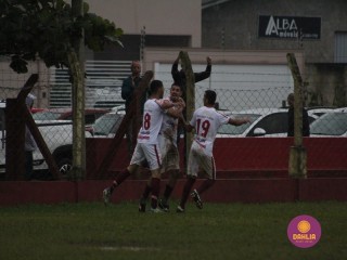 
<a style='margin-left: 5px;' class='btn btn-xs btn-social btn-facebook' href='https://www.facebook.com/sharer/sharer.php?u=https://boladovale.com.br/imgs/800-800-90/conteudo/fotos/1598/img0186.jpg' rel='popup' data-width='500' data-height='400'><i class='fa fa-facebook'></i>Compartilhar <span class='hidden-xs'>no Facebook</span>
</a> 
<a class='btn btn-default btn-xs' target='_blank' href='imgs/800-800-90/conteudo/fotos/1598/img0186.jpg'>
<span class='glyphicon glyphicon-cloud-download'></span> Salvar
</a> 
<span></span>