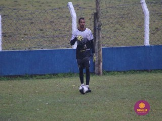 
<a style='margin-left: 5px;' class='btn btn-xs btn-social btn-facebook' href='https://www.facebook.com/sharer/sharer.php?u=https://boladovale.com.br/imgs/800-800-90/conteudo/fotos/1599/img8623.jpg' rel='popup' data-width='500' data-height='400'><i class='fa fa-facebook'></i>Compartilhar <span class='hidden-xs'>no Facebook</span>
</a> 
<a class='btn btn-default btn-xs' target='_blank' href='imgs/800-800-90/conteudo/fotos/1599/img8623.jpg'>
<span class='glyphicon glyphicon-cloud-download'></span> Salvar
</a> 
<span></span>