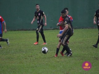 
<a style='margin-left: 5px;' class='btn btn-xs btn-social btn-facebook' href='https://www.facebook.com/sharer/sharer.php?u=https://boladovale.com.br/imgs/800-800-90/conteudo/fotos/1601/img8805.jpg' rel='popup' data-width='500' data-height='400'><i class='fa fa-facebook'></i>Compartilhar <span class='hidden-xs'>no Facebook</span>
</a> 
<a class='btn btn-default btn-xs' target='_blank' href='imgs/800-800-90/conteudo/fotos/1601/img8805.jpg'>
<span class='glyphicon glyphicon-cloud-download'></span> Salvar
</a> 
<span></span>