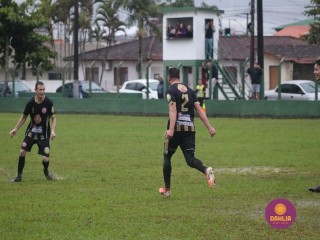 
<a style='margin-left: 5px;' class='btn btn-xs btn-social btn-facebook' href='https://www.facebook.com/sharer/sharer.php?u=https://boladovale.com.br/imgs/800-800-90/conteudo/fotos/1601/img8839.jpg' rel='popup' data-width='500' data-height='400'><i class='fa fa-facebook'></i>Compartilhar <span class='hidden-xs'>no Facebook</span>
</a> 
<a class='btn btn-default btn-xs' target='_blank' href='imgs/800-800-90/conteudo/fotos/1601/img8839.jpg'>
<span class='glyphicon glyphicon-cloud-download'></span> Salvar
</a> 
<span></span>