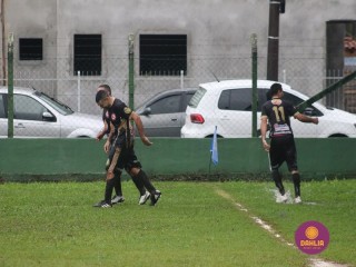 
<a style='margin-left: 5px;' class='btn btn-xs btn-social btn-facebook' href='https://www.facebook.com/sharer/sharer.php?u=https://boladovale.com.br/imgs/800-800-90/conteudo/fotos/1601/img8854.jpg' rel='popup' data-width='500' data-height='400'><i class='fa fa-facebook'></i>Compartilhar <span class='hidden-xs'>no Facebook</span>
</a> 
<a class='btn btn-default btn-xs' target='_blank' href='imgs/800-800-90/conteudo/fotos/1601/img8854.jpg'>
<span class='glyphicon glyphicon-cloud-download'></span> Salvar
</a> 
<span></span>