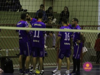 
<a style='margin-left: 5px;' class='btn btn-xs btn-social btn-facebook' href='https://www.facebook.com/sharer/sharer.php?u=https://boladovale.com.br/imgs/800-800-90/conteudo/fotos/1602/img9112.jpg' rel='popup' data-width='500' data-height='400'><i class='fa fa-facebook'></i>Compartilhar <span class='hidden-xs'>no Facebook</span>
</a> 
<a class='btn btn-default btn-xs' target='_blank' href='imgs/800-800-90/conteudo/fotos/1602/img9112.jpg'>
<span class='glyphicon glyphicon-cloud-download'></span> Salvar
</a> 
<span></span>