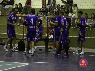 
<a style='margin-left: 5px;' class='btn btn-xs btn-social btn-facebook' href='https://www.facebook.com/sharer/sharer.php?u=https://boladovale.com.br/imgs/800-800-90/conteudo/fotos/1602/img9141.jpg' rel='popup' data-width='500' data-height='400'><i class='fa fa-facebook'></i>Compartilhar <span class='hidden-xs'>no Facebook</span>
</a> 
<a class='btn btn-default btn-xs' target='_blank' href='imgs/800-800-90/conteudo/fotos/1602/img9141.jpg'>
<span class='glyphicon glyphicon-cloud-download'></span> Salvar
</a> 
<span></span>