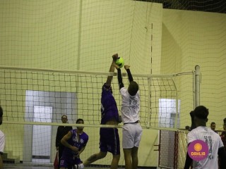 
<a style='margin-left: 5px;' class='btn btn-xs btn-social btn-facebook' href='https://www.facebook.com/sharer/sharer.php?u=https://boladovale.com.br/imgs/800-800-90/conteudo/fotos/1602/img9187.jpg' rel='popup' data-width='500' data-height='400'><i class='fa fa-facebook'></i>Compartilhar <span class='hidden-xs'>no Facebook</span>
</a> 
<a class='btn btn-default btn-xs' target='_blank' href='imgs/800-800-90/conteudo/fotos/1602/img9187.jpg'>
<span class='glyphicon glyphicon-cloud-download'></span> Salvar
</a> 
<span></span>