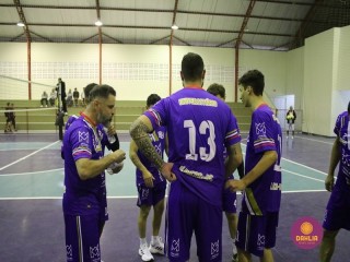 
<a style='margin-left: 5px;' class='btn btn-xs btn-social btn-facebook' href='https://www.facebook.com/sharer/sharer.php?u=https://boladovale.com.br/imgs/800-800-90/conteudo/fotos/1602/img9207.jpg' rel='popup' data-width='500' data-height='400'><i class='fa fa-facebook'></i>Compartilhar <span class='hidden-xs'>no Facebook</span>
</a> 
<a class='btn btn-default btn-xs' target='_blank' href='imgs/800-800-90/conteudo/fotos/1602/img9207.jpg'>
<span class='glyphicon glyphicon-cloud-download'></span> Salvar
</a> 
<span></span>