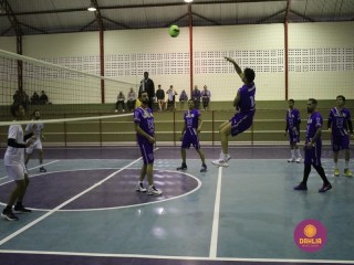 
<a style='margin-left: 5px;' class='btn btn-xs btn-social btn-facebook' href='https://www.facebook.com/sharer/sharer.php?u=https://boladovale.com.br/imgs/800-800-90/conteudo/fotos/1602/img9217.jpg' rel='popup' data-width='500' data-height='400'><i class='fa fa-facebook'></i>Compartilhar <span class='hidden-xs'>no Facebook</span>
</a> 
<a class='btn btn-default btn-xs' target='_blank' href='imgs/800-800-90/conteudo/fotos/1602/img9217.jpg'>
<span class='glyphicon glyphicon-cloud-download'></span> Salvar
</a> 
<span></span>