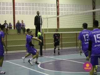 
<a style='margin-left: 5px;' class='btn btn-xs btn-social btn-facebook' href='https://www.facebook.com/sharer/sharer.php?u=https://boladovale.com.br/imgs/800-800-90/conteudo/fotos/1602/img9257.jpg' rel='popup' data-width='500' data-height='400'><i class='fa fa-facebook'></i>Compartilhar <span class='hidden-xs'>no Facebook</span>
</a> 
<a class='btn btn-default btn-xs' target='_blank' href='imgs/800-800-90/conteudo/fotos/1602/img9257.jpg'>
<span class='glyphicon glyphicon-cloud-download'></span> Salvar
</a> 
<span></span>