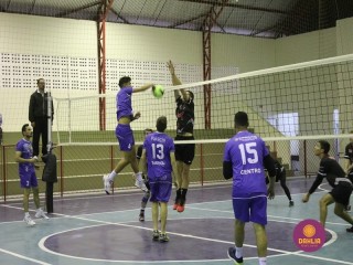 
<a style='margin-left: 5px;' class='btn btn-xs btn-social btn-facebook' href='https://www.facebook.com/sharer/sharer.php?u=https://boladovale.com.br/imgs/800-800-90/conteudo/fotos/1602/img9258.jpg' rel='popup' data-width='500' data-height='400'><i class='fa fa-facebook'></i>Compartilhar <span class='hidden-xs'>no Facebook</span>
</a> 
<a class='btn btn-default btn-xs' target='_blank' href='imgs/800-800-90/conteudo/fotos/1602/img9258.jpg'>
<span class='glyphicon glyphicon-cloud-download'></span> Salvar
</a> 
<span></span>