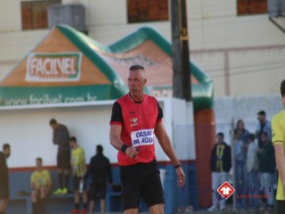 
<a style='margin-left: 5px;' class='btn btn-xs btn-social btn-facebook' href='https://www.facebook.com/sharer/sharer.php?u=https://boladovale.com.br/imgs/800-800-90/conteudo/fotos/1603/img9715.jpg' rel='popup' data-width='500' data-height='400'><i class='fa fa-facebook'></i>Compartilhar <span class='hidden-xs'>no Facebook</span>
</a> 
<a class='btn btn-default btn-xs' target='_blank' href='imgs/800-800-90/conteudo/fotos/1603/img9715.jpg'>
<span class='glyphicon glyphicon-cloud-download'></span> Salvar
</a> 
<span></span>