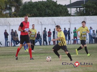 
<a style='margin-left: 5px;' class='btn btn-xs btn-social btn-facebook' href='https://www.facebook.com/sharer/sharer.php?u=https://boladovale.com.br/imgs/800-800-90/conteudo/fotos/1603/img9725.jpg' rel='popup' data-width='500' data-height='400'><i class='fa fa-facebook'></i>Compartilhar <span class='hidden-xs'>no Facebook</span>
</a> 
<a class='btn btn-default btn-xs' target='_blank' href='imgs/800-800-90/conteudo/fotos/1603/img9725.jpg'>
<span class='glyphicon glyphicon-cloud-download'></span> Salvar
</a> 
<span></span>