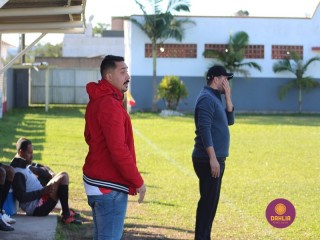 
<a style='margin-left: 5px;' class='btn btn-xs btn-social btn-facebook' href='https://www.facebook.com/sharer/sharer.php?u=https://boladovale.com.br/imgs/800-800-90/conteudo/fotos/1604/img0268.jpg' rel='popup' data-width='500' data-height='400'><i class='fa fa-facebook'></i>Compartilhar <span class='hidden-xs'>no Facebook</span>
</a> 
<a class='btn btn-default btn-xs' target='_blank' href='imgs/800-800-90/conteudo/fotos/1604/img0268.jpg'>
<span class='glyphicon glyphicon-cloud-download'></span> Salvar
</a> 
<span></span>