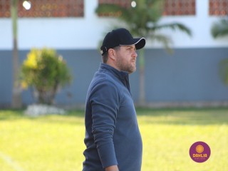 
<a style='margin-left: 5px;' class='btn btn-xs btn-social btn-facebook' href='https://www.facebook.com/sharer/sharer.php?u=https://boladovale.com.br/imgs/800-800-90/conteudo/fotos/1604/img0269.jpg' rel='popup' data-width='500' data-height='400'><i class='fa fa-facebook'></i>Compartilhar <span class='hidden-xs'>no Facebook</span>
</a> 
<a class='btn btn-default btn-xs' target='_blank' href='imgs/800-800-90/conteudo/fotos/1604/img0269.jpg'>
<span class='glyphicon glyphicon-cloud-download'></span> Salvar
</a> 
<span></span>