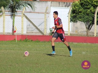 
<a style='margin-left: 5px;' class='btn btn-xs btn-social btn-facebook' href='https://www.facebook.com/sharer/sharer.php?u=https://boladovale.com.br/imgs/800-800-90/conteudo/fotos/1604/img0295.jpg' rel='popup' data-width='500' data-height='400'><i class='fa fa-facebook'></i>Compartilhar <span class='hidden-xs'>no Facebook</span>
</a> 
<a class='btn btn-default btn-xs' target='_blank' href='imgs/800-800-90/conteudo/fotos/1604/img0295.jpg'>
<span class='glyphicon glyphicon-cloud-download'></span> Salvar
</a> 
<span></span>
