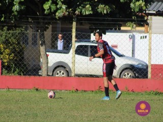 
<a style='margin-left: 5px;' class='btn btn-xs btn-social btn-facebook' href='https://www.facebook.com/sharer/sharer.php?u=https://boladovale.com.br/imgs/800-800-90/conteudo/fotos/1604/img0309.jpg' rel='popup' data-width='500' data-height='400'><i class='fa fa-facebook'></i>Compartilhar <span class='hidden-xs'>no Facebook</span>
</a> 
<a class='btn btn-default btn-xs' target='_blank' href='imgs/800-800-90/conteudo/fotos/1604/img0309.jpg'>
<span class='glyphicon glyphicon-cloud-download'></span> Salvar
</a> 
<span></span>