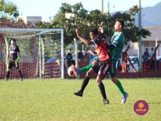 
<a style='margin-left: 5px;' class='btn btn-xs btn-social btn-facebook' href='https://www.facebook.com/sharer/sharer.php?u=https://boladovale.com.br/imgs/800-800-90/conteudo/fotos/1604/img0324.jpg' rel='popup' data-width='500' data-height='400'><i class='fa fa-facebook'></i>Compartilhar <span class='hidden-xs'>no Facebook</span>
</a> 
<a class='btn btn-default btn-xs' target='_blank' href='imgs/800-800-90/conteudo/fotos/1604/img0324.jpg'>
<span class='glyphicon glyphicon-cloud-download'></span> Salvar
</a> 
<span></span>