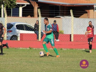 
<a style='margin-left: 5px;' class='btn btn-xs btn-social btn-facebook' href='https://www.facebook.com/sharer/sharer.php?u=https://boladovale.com.br/imgs/800-800-90/conteudo/fotos/1604/img0335.jpg' rel='popup' data-width='500' data-height='400'><i class='fa fa-facebook'></i>Compartilhar <span class='hidden-xs'>no Facebook</span>
</a> 
<a class='btn btn-default btn-xs' target='_blank' href='imgs/800-800-90/conteudo/fotos/1604/img0335.jpg'>
<span class='glyphicon glyphicon-cloud-download'></span> Salvar
</a> 
<span></span>