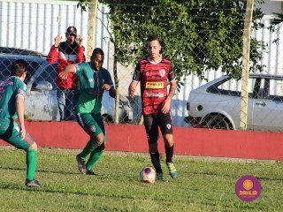
<a style='margin-left: 5px;' class='btn btn-xs btn-social btn-facebook' href='https://www.facebook.com/sharer/sharer.php?u=https://boladovale.com.br/imgs/800-800-90/conteudo/fotos/1604/img0352.jpg' rel='popup' data-width='500' data-height='400'><i class='fa fa-facebook'></i>Compartilhar <span class='hidden-xs'>no Facebook</span>
</a> 
<a class='btn btn-default btn-xs' target='_blank' href='imgs/800-800-90/conteudo/fotos/1604/img0352.jpg'>
<span class='glyphicon glyphicon-cloud-download'></span> Salvar
</a> 
<span></span>