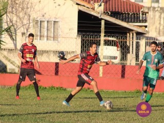 
<a style='margin-left: 5px;' class='btn btn-xs btn-social btn-facebook' href='https://www.facebook.com/sharer/sharer.php?u=https://boladovale.com.br/imgs/800-800-90/conteudo/fotos/1604/img0363.jpg' rel='popup' data-width='500' data-height='400'><i class='fa fa-facebook'></i>Compartilhar <span class='hidden-xs'>no Facebook</span>
</a> 
<a class='btn btn-default btn-xs' target='_blank' href='imgs/800-800-90/conteudo/fotos/1604/img0363.jpg'>
<span class='glyphicon glyphicon-cloud-download'></span> Salvar
</a> 
<span></span>
