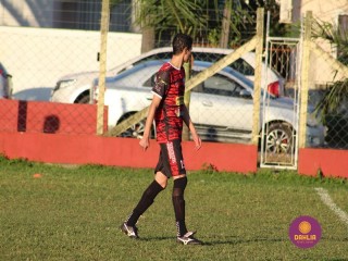 
<a style='margin-left: 5px;' class='btn btn-xs btn-social btn-facebook' href='https://www.facebook.com/sharer/sharer.php?u=https://boladovale.com.br/imgs/800-800-90/conteudo/fotos/1604/img0370.jpg' rel='popup' data-width='500' data-height='400'><i class='fa fa-facebook'></i>Compartilhar <span class='hidden-xs'>no Facebook</span>
</a> 
<a class='btn btn-default btn-xs' target='_blank' href='imgs/800-800-90/conteudo/fotos/1604/img0370.jpg'>
<span class='glyphicon glyphicon-cloud-download'></span> Salvar
</a> 
<span></span>