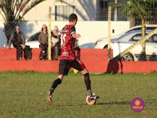
<a style='margin-left: 5px;' class='btn btn-xs btn-social btn-facebook' href='https://www.facebook.com/sharer/sharer.php?u=https://boladovale.com.br/imgs/800-800-90/conteudo/fotos/1604/img0386.jpg' rel='popup' data-width='500' data-height='400'><i class='fa fa-facebook'></i>Compartilhar <span class='hidden-xs'>no Facebook</span>
</a> 
<a class='btn btn-default btn-xs' target='_blank' href='imgs/800-800-90/conteudo/fotos/1604/img0386.jpg'>
<span class='glyphicon glyphicon-cloud-download'></span> Salvar
</a> 
<span></span>