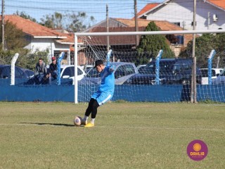 
<a style='margin-left: 5px;' class='btn btn-xs btn-social btn-facebook' href='https://www.facebook.com/sharer/sharer.php?u=https://boladovale.com.br/imgs/800-800-90/conteudo/fotos/1605/img9841.jpg' rel='popup' data-width='500' data-height='400'><i class='fa fa-facebook'></i>Compartilhar <span class='hidden-xs'>no Facebook</span>
</a> 
<a class='btn btn-default btn-xs' target='_blank' href='imgs/800-800-90/conteudo/fotos/1605/img9841.jpg'>
<span class='glyphicon glyphicon-cloud-download'></span> Salvar
</a> 
<span></span>