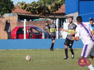
<a style='margin-left: 5px;' class='btn btn-xs btn-social btn-facebook' href='https://www.facebook.com/sharer/sharer.php?u=https://boladovale.com.br/imgs/800-800-90/conteudo/fotos/1605/img9857.jpg' rel='popup' data-width='500' data-height='400'><i class='fa fa-facebook'></i>Compartilhar <span class='hidden-xs'>no Facebook</span>
</a> 
<a class='btn btn-default btn-xs' target='_blank' href='imgs/800-800-90/conteudo/fotos/1605/img9857.jpg'>
<span class='glyphicon glyphicon-cloud-download'></span> Salvar
</a> 
<span></span>