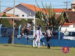 
<a style='margin-left: 5px;' class='btn btn-xs btn-social btn-facebook' href='https://www.facebook.com/sharer/sharer.php?u=https://boladovale.com.br/imgs/800-800-90/conteudo/fotos/1605/img9860.jpg' rel='popup' data-width='500' data-height='400'><i class='fa fa-facebook'></i>Compartilhar <span class='hidden-xs'>no Facebook</span>
</a> 
<a class='btn btn-default btn-xs' target='_blank' href='imgs/800-800-90/conteudo/fotos/1605/img9860.jpg'>
<span class='glyphicon glyphicon-cloud-download'></span> Salvar
</a> 
<span></span>