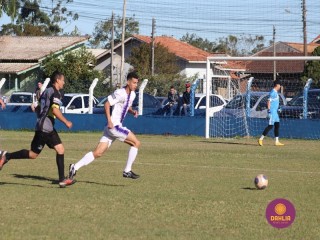 
<a style='margin-left: 5px;' class='btn btn-xs btn-social btn-facebook' href='https://www.facebook.com/sharer/sharer.php?u=https://boladovale.com.br/imgs/800-800-90/conteudo/fotos/1605/img9864.jpg' rel='popup' data-width='500' data-height='400'><i class='fa fa-facebook'></i>Compartilhar <span class='hidden-xs'>no Facebook</span>
</a> 
<a class='btn btn-default btn-xs' target='_blank' href='imgs/800-800-90/conteudo/fotos/1605/img9864.jpg'>
<span class='glyphicon glyphicon-cloud-download'></span> Salvar
</a> 
<span></span>