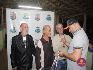 
<a style='margin-left: 5px;' class='btn btn-xs btn-social btn-facebook' href='https://www.facebook.com/sharer/sharer.php?u=https://boladovale.com.br/imgs/800-800-90/conteudo/fotos/1610/img0559.jpg' rel='popup' data-width='500' data-height='400'><i class='fa fa-facebook'></i>Compartilhar <span class='hidden-xs'>no Facebook</span>
</a> 
<a class='btn btn-default btn-xs' target='_blank' href='imgs/800-800-90/conteudo/fotos/1610/img0559.jpg'>
<span class='glyphicon glyphicon-cloud-download'></span> Salvar
</a> 
<span></span>