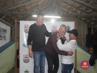 
<a style='margin-left: 5px;' class='btn btn-xs btn-social btn-facebook' href='https://www.facebook.com/sharer/sharer.php?u=https://boladovale.com.br/imgs/800-800-90/conteudo/fotos/1610/img0569.jpg' rel='popup' data-width='500' data-height='400'><i class='fa fa-facebook'></i>Compartilhar <span class='hidden-xs'>no Facebook</span>
</a> 
<a class='btn btn-default btn-xs' target='_blank' href='imgs/800-800-90/conteudo/fotos/1610/img0569.jpg'>
<span class='glyphicon glyphicon-cloud-download'></span> Salvar
</a> 
<span></span>
