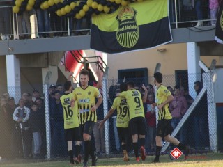 
<a style='margin-left: 5px;' class='btn btn-xs btn-social btn-facebook' href='https://www.facebook.com/sharer/sharer.php?u=https://boladovale.com.br/imgs/800-800-90/conteudo/fotos/1612/img0960.jpg' rel='popup' data-width='500' data-height='400'><i class='fa fa-facebook'></i>Compartilhar <span class='hidden-xs'>no Facebook</span>
</a> 
<a class='btn btn-default btn-xs' target='_blank' href='imgs/800-800-90/conteudo/fotos/1612/img0960.jpg'>
<span class='glyphicon glyphicon-cloud-download'></span> Salvar
</a> 
<span></span>