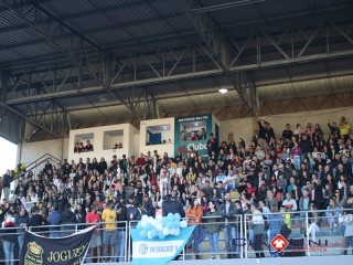 
<a style='margin-left: 5px;' class='btn btn-xs btn-social btn-facebook' href='https://www.facebook.com/sharer/sharer.php?u=https://boladovale.com.br/imgs/800-800-90/conteudo/fotos/1612/img1019.jpg' rel='popup' data-width='500' data-height='400'><i class='fa fa-facebook'></i>Compartilhar <span class='hidden-xs'>no Facebook</span>
</a> 
<a class='btn btn-default btn-xs' target='_blank' href='imgs/800-800-90/conteudo/fotos/1612/img1019.jpg'>
<span class='glyphicon glyphicon-cloud-download'></span> Salvar
</a> 
<span></span>