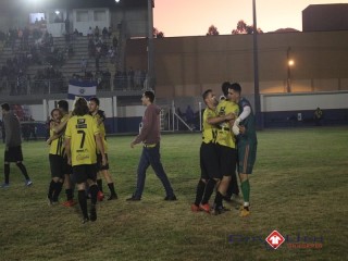 
<a style='margin-left: 5px;' class='btn btn-xs btn-social btn-facebook' href='https://www.facebook.com/sharer/sharer.php?u=https://boladovale.com.br/imgs/800-800-90/conteudo/fotos/1612/img1106.jpg' rel='popup' data-width='500' data-height='400'><i class='fa fa-facebook'></i>Compartilhar <span class='hidden-xs'>no Facebook</span>
</a> 
<a class='btn btn-default btn-xs' target='_blank' href='imgs/800-800-90/conteudo/fotos/1612/img1106.jpg'>
<span class='glyphicon glyphicon-cloud-download'></span> Salvar
</a> 
<span></span>