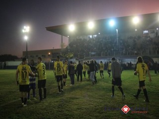 
<a style='margin-left: 5px;' class='btn btn-xs btn-social btn-facebook' href='https://www.facebook.com/sharer/sharer.php?u=https://boladovale.com.br/imgs/800-800-90/conteudo/fotos/1612/img1113.jpg' rel='popup' data-width='500' data-height='400'><i class='fa fa-facebook'></i>Compartilhar <span class='hidden-xs'>no Facebook</span>
</a> 
<a class='btn btn-default btn-xs' target='_blank' href='imgs/800-800-90/conteudo/fotos/1612/img1113.jpg'>
<span class='glyphicon glyphicon-cloud-download'></span> Salvar
</a> 
<span></span>