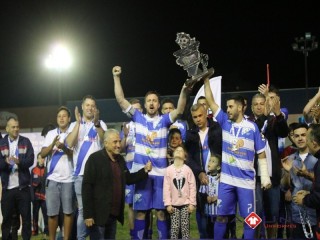 
<a style='margin-left: 5px;' class='btn btn-xs btn-social btn-facebook' href='https://www.facebook.com/sharer/sharer.php?u=https://boladovale.com.br/imgs/800-800-90/conteudo/fotos/1613/img1289.jpg' rel='popup' data-width='500' data-height='400'><i class='fa fa-facebook'></i>Compartilhar <span class='hidden-xs'>no Facebook</span>
</a> 
<a class='btn btn-default btn-xs' target='_blank' href='imgs/800-800-90/conteudo/fotos/1613/img1289.jpg'>
<span class='glyphicon glyphicon-cloud-download'></span> Salvar
</a> 
<span></span>