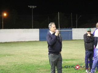 
<a style='margin-left: 5px;' class='btn btn-xs btn-social btn-facebook' href='https://www.facebook.com/sharer/sharer.php?u=https://boladovale.com.br/imgs/800-800-90/conteudo/fotos/1613/img1321.jpg' rel='popup' data-width='500' data-height='400'><i class='fa fa-facebook'></i>Compartilhar <span class='hidden-xs'>no Facebook</span>
</a> 
<a class='btn btn-default btn-xs' target='_blank' href='imgs/800-800-90/conteudo/fotos/1613/img1321.jpg'>
<span class='glyphicon glyphicon-cloud-download'></span> Salvar
</a> 
<span></span>