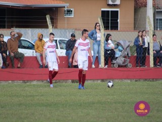 
<a style='margin-left: 5px;' class='btn btn-xs btn-social btn-facebook' href='https://www.facebook.com/sharer/sharer.php?u=https://boladovale.com.br/imgs/800-800-90/conteudo/fotos/1614/img0681.jpg' rel='popup' data-width='500' data-height='400'><i class='fa fa-facebook'></i>Compartilhar <span class='hidden-xs'>no Facebook</span>
</a> 
<a class='btn btn-default btn-xs' target='_blank' href='imgs/800-800-90/conteudo/fotos/1614/img0681.jpg'>
<span class='glyphicon glyphicon-cloud-download'></span> Salvar
</a> 
<span></span>