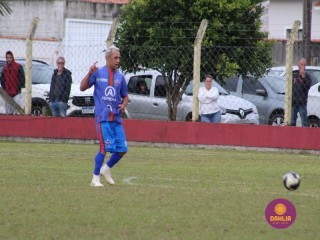 
<a style='margin-left: 5px;' class='btn btn-xs btn-social btn-facebook' href='https://www.facebook.com/sharer/sharer.php?u=https://boladovale.com.br/imgs/800-800-90/conteudo/fotos/1614/img0773.jpg' rel='popup' data-width='500' data-height='400'><i class='fa fa-facebook'></i>Compartilhar <span class='hidden-xs'>no Facebook</span>
</a> 
<a class='btn btn-default btn-xs' target='_blank' href='imgs/800-800-90/conteudo/fotos/1614/img0773.jpg'>
<span class='glyphicon glyphicon-cloud-download'></span> Salvar
</a> 
<span></span>